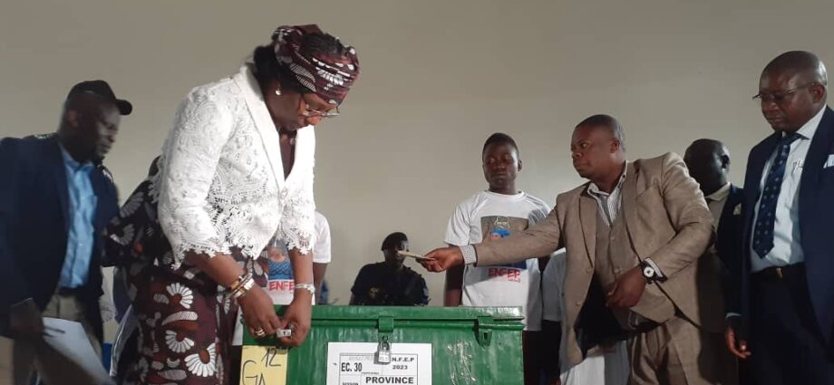 Formation professionnelle, Madame la Ministre lance des épreuves des examens en ville de butembo